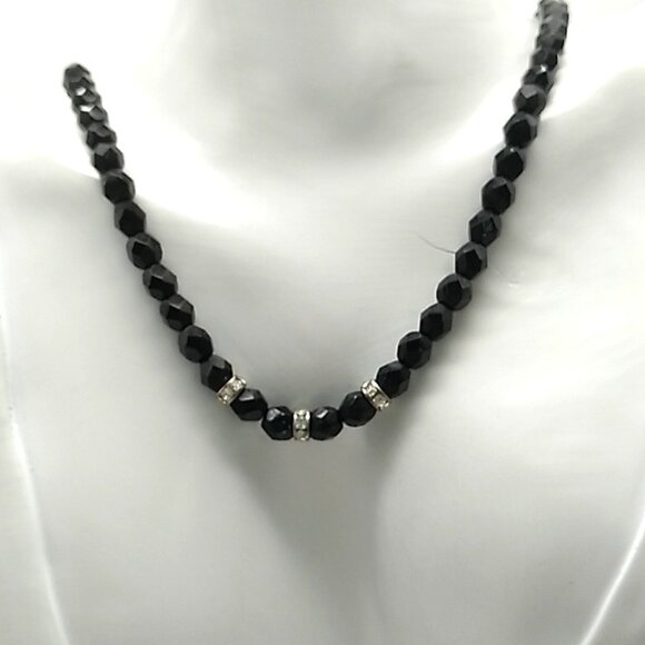 Vintage-Style Faceted Black Beaded Necklace with Rhinestone Rondelle Accents - Picture 14 of 16